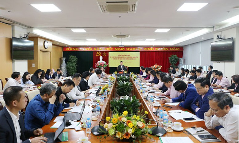 Đa dạng hóa nguồn vốn, tối ưu hóa tổ chức bộ máy và quy trình quản trị để phục vụ tốt nhất cho người nghèo- Ảnh 5. Đa dạng hóa nguồn vốn, tối ưu hóa tổ chức bộ máy và quy trình quản trị để phục vụ tốt nhất cho người nghèo- Ảnh 5.