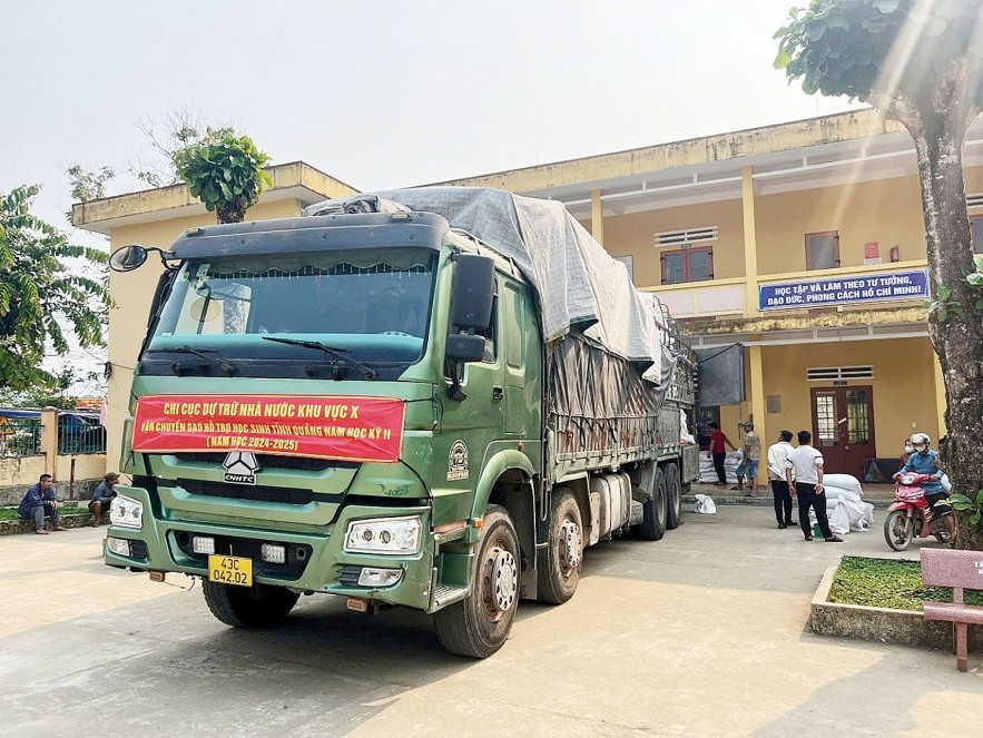 Chi cục Dự trữ Nhà nước khu vực X: Tập trung triển khai công tác xuất gạo hỗ trợ học sinh Chi cục Dự trữ Nhà nước khu vực X: Tập trung triển khai công tác xuất gạo hỗ trợ học sinh