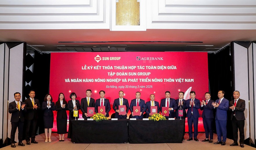 Agribank và Sun Group ký kết thỏa thuận hợp tác toàn diện Agribank và Sun Group ký kết thỏa thuận hợp tác toàn diện