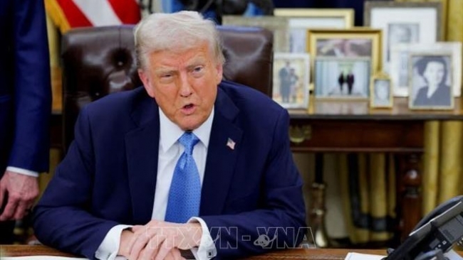 Tổng thống Trump công bố mức thuế quan với các đối tác thương mại lớn, cao nhất lên tới 54%