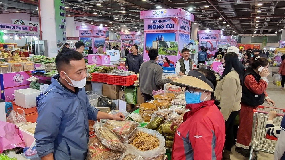 Các sản phẩm nông sản, sản phẩm OCOP của tỉnh Quảng Ninh đang ngày càng được ưa chuộng. Ảnh VP đại diện Đông Bắc