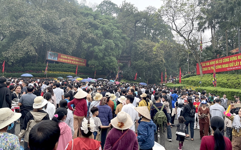 Người dân cả nước hướng về Giỗ Tổ Hùng Vương- Ảnh 2.