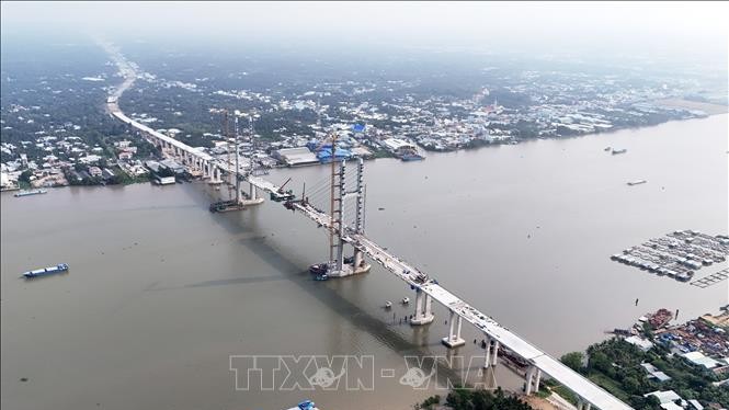 Thủ tướng Chính phủ yêu cầu tổ chức khởi công, khánh thành trực tuyến đồng loạt các công trình lớn