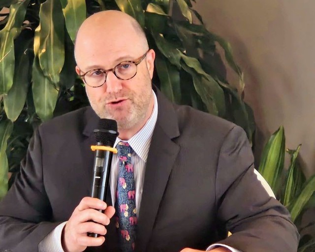 AmCham supports removal of all trade barriers between Viet Nam and U.S.- Ảnh 1.