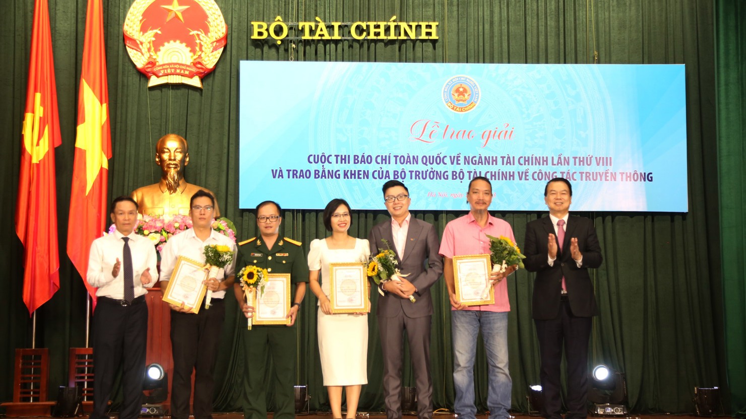 Tạp chí Kinh tế - Tài chính tiếp tục nhận bài dự thi Giải báo chí toàn quốc về ngành Tài chính lần thứ IX