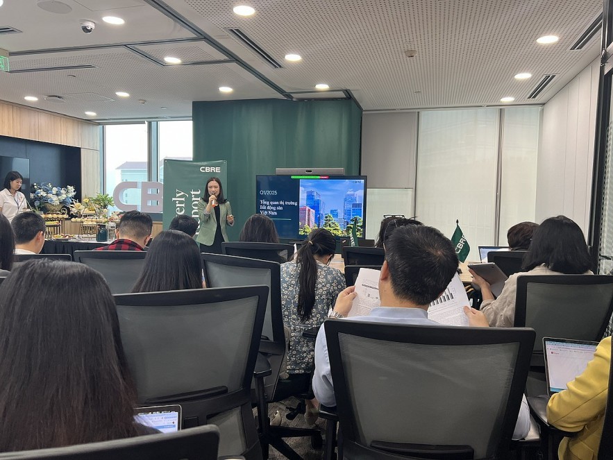 Hà Nội: Sau giai đoạn tăng trưởng nóng giá bán chung cư đang chững lại