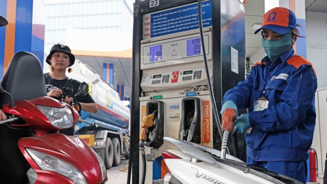 VPI dự báo giá xăng dầu giảm mạnh trong kỳ điều hành ngày mai 10/4