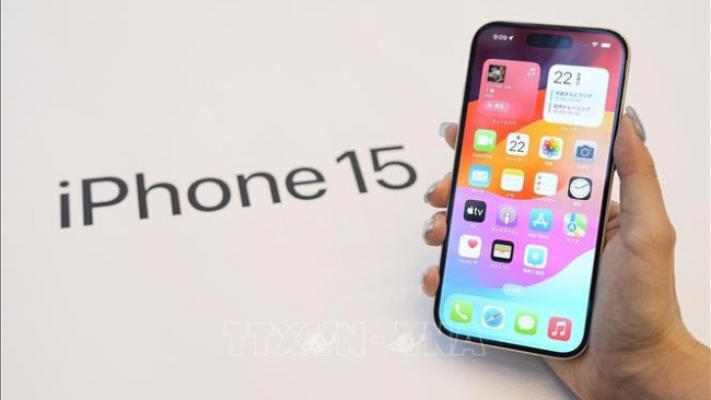 iPhone có nguy cơ biến thành mặt hàng siêu sang vì thuế quan