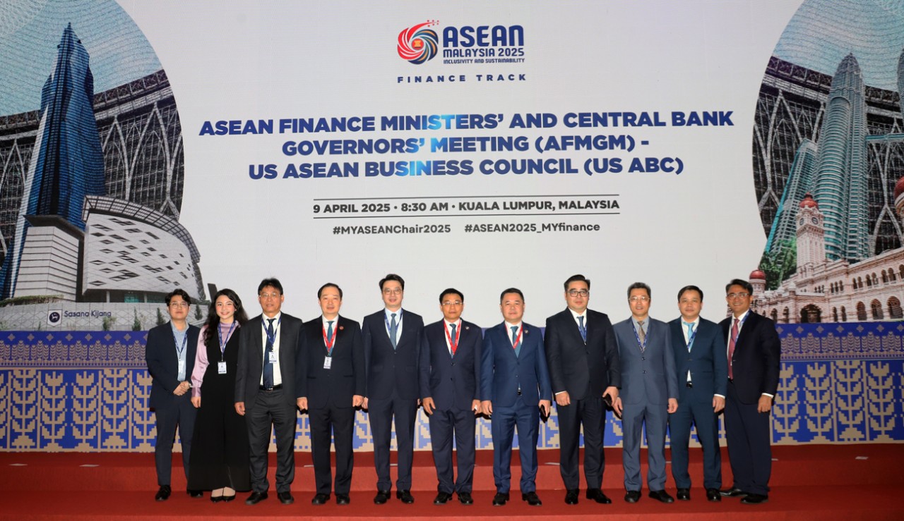 Nhiều vấn đề quan trọng về tài chính, thương mại được các Bộ trưởng Tài chính quan tâm thảo luận tại AFMGM 12