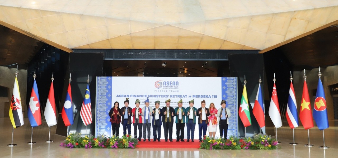 Nhiều vấn đề quan trọng về tài chính, thương mại được các Bộ trưởng Tài chính quan tâm thảo luận tại AFMGM 12