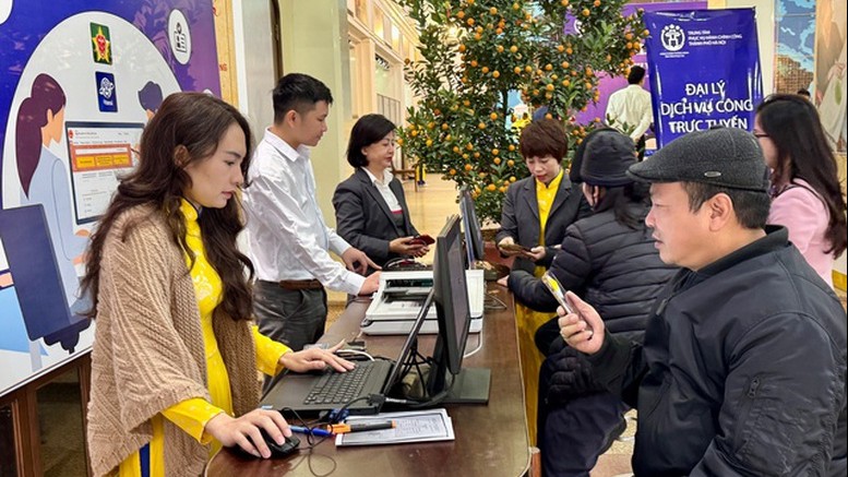 Gợi mở mới về chế độ tiền lương, tuổi nghỉ hưu của cán bộ, công chức