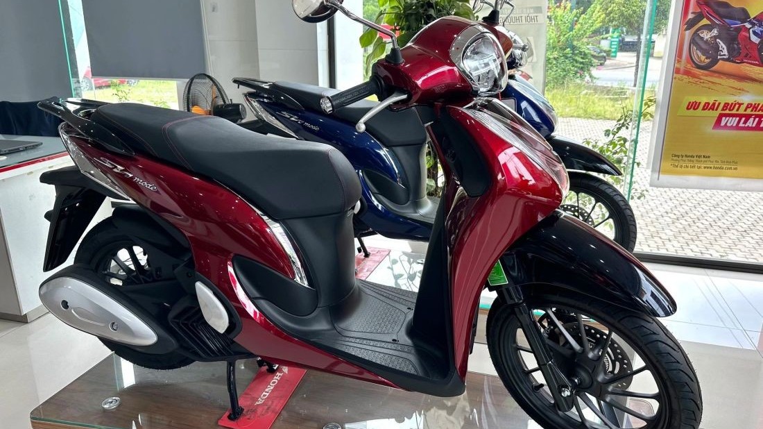 Giá xe SH Mode tháng 4/2025 tiếp tục giảm mạnh