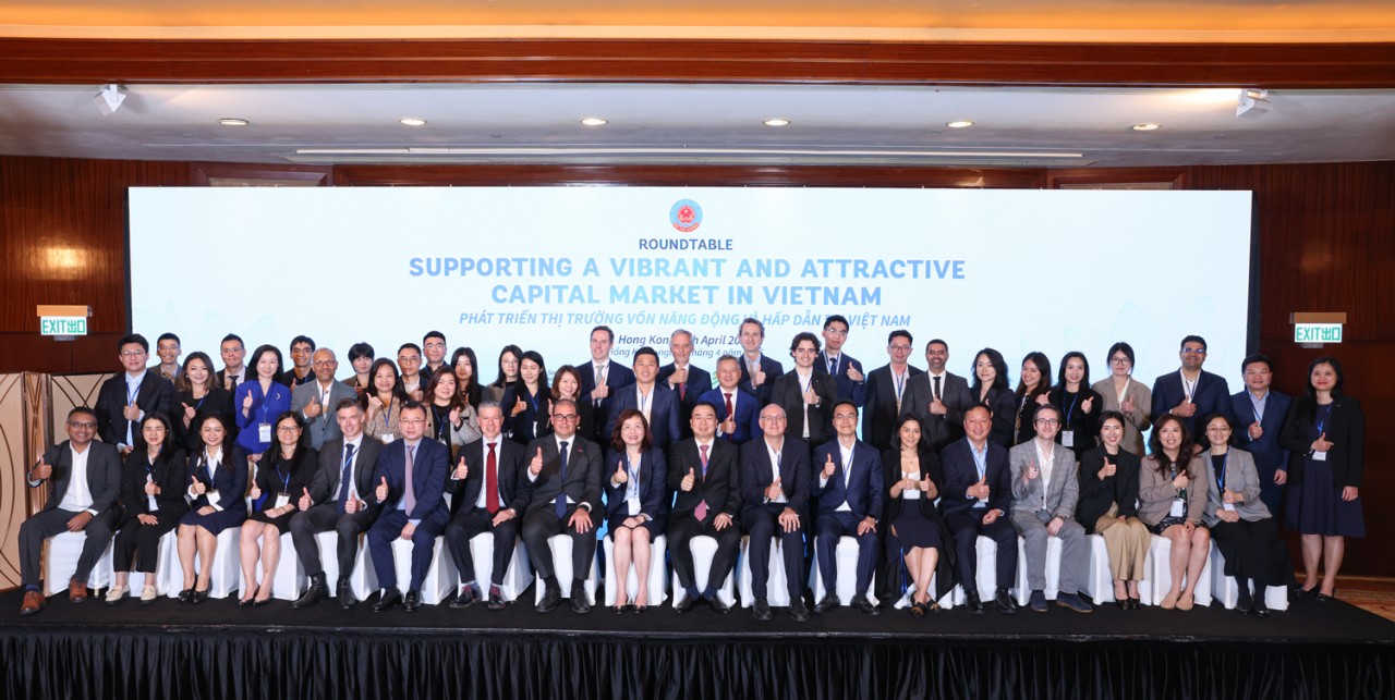 Thêm tín hiệu tích cực được ghi nhận từ tiến trình nâng hạng thị trường chứng khoán tại Hong Kong Thêm tín hiệu tích cực được ghi nhận từ tiến trình nâng hạng thị trường chứng khoán tại Hong Kong