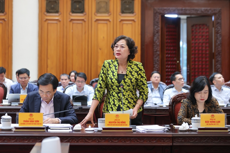 Thủ tướng: Ứng phó chủ động, kịp thời, linh hoạt trong mọi tình huống, khẩn trương hỗ trợ doanh nghiệp, người dân- Ảnh 8.