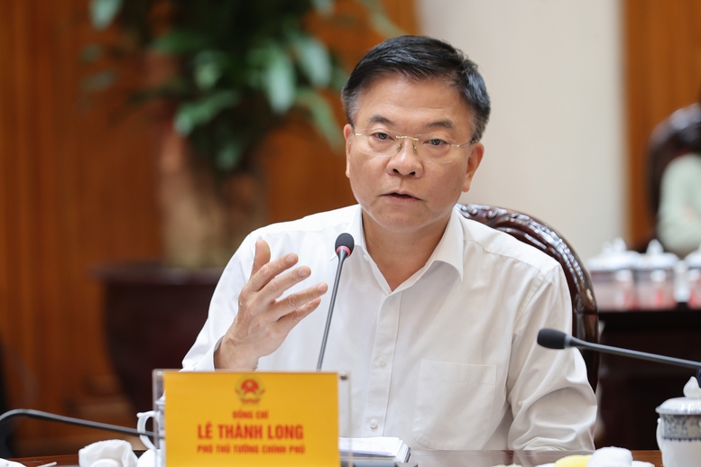 Thủ tướng: Ứng phó chủ động, kịp thời, linh hoạt trong mọi tình huống, khẩn trương hỗ trợ doanh nghiệp, người dân- Ảnh 5.