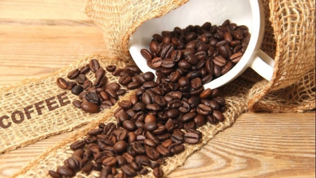 Ngày 12/4: Giá cà phê, hồ tiêu đồng loạt tăng