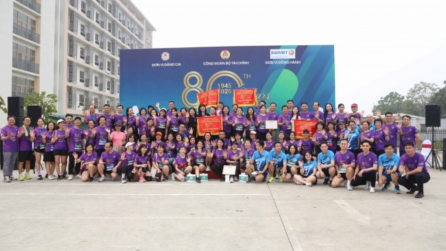 Công đoàn Bộ Tài chính tổ chức Giải chạy "Tiếp lửa truyền thống" năm 2025