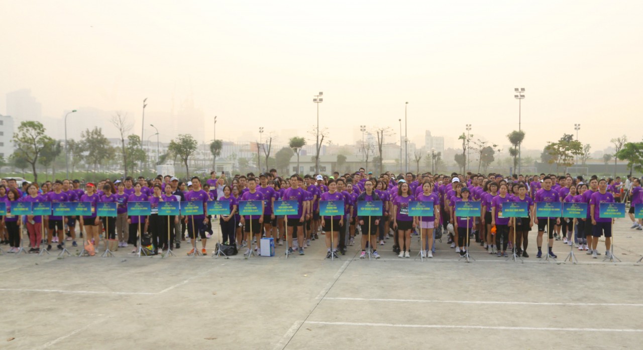 Công đoàn Bộ Tài chính tổ chức Giải chạy "Tiếp lửa truyền thống"