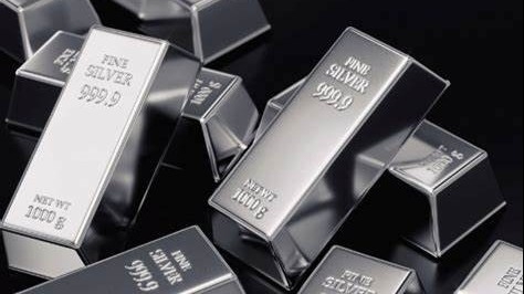 Ngày 15/4: Giá bạc trong nước và thế giới đồng loạt tăng