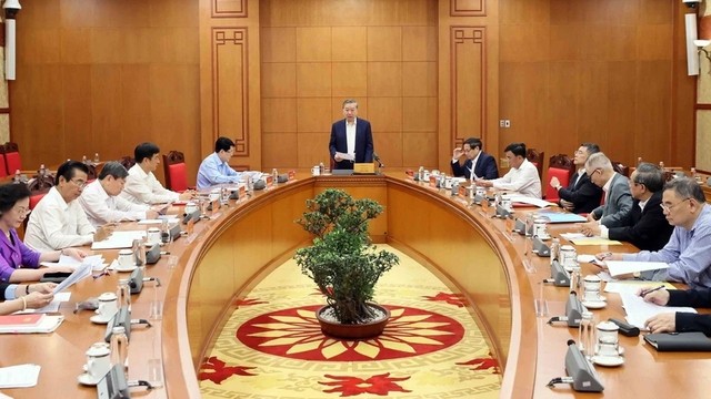 Chỉ thị số 45-CT/TW về đại hội đảng bộ các cấp tiến tới Đại hội đại biểu toàn quốc lần thứ XIV của Đảng