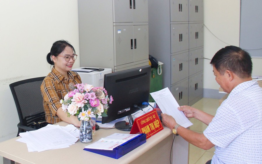 Chính phủ dự kiến biên chế cán bộ, công chức, viên chức cấp xã