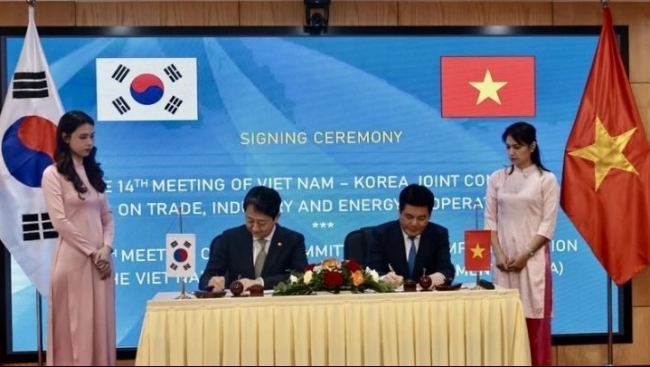 Vietnam, RoK step up trade ties to aid businesses