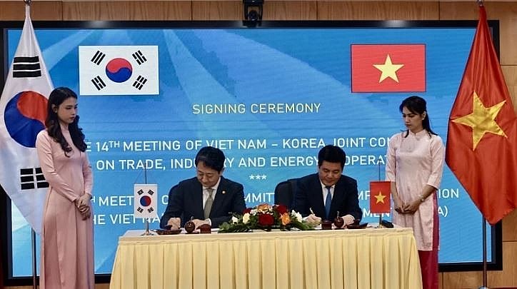Vietnam, RoK step up trade ties to aid businesses