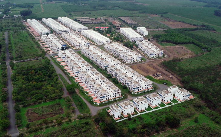 Ngày hai cựu lãnh đạo ra toà, phía LDG nói gì trong vụ án xây 488 căn nhà trái phép Hai cựu lãnh đạo hầu toà, phía LDG Group nói gì trong vụ án xây 488 căn nhà trái phép?