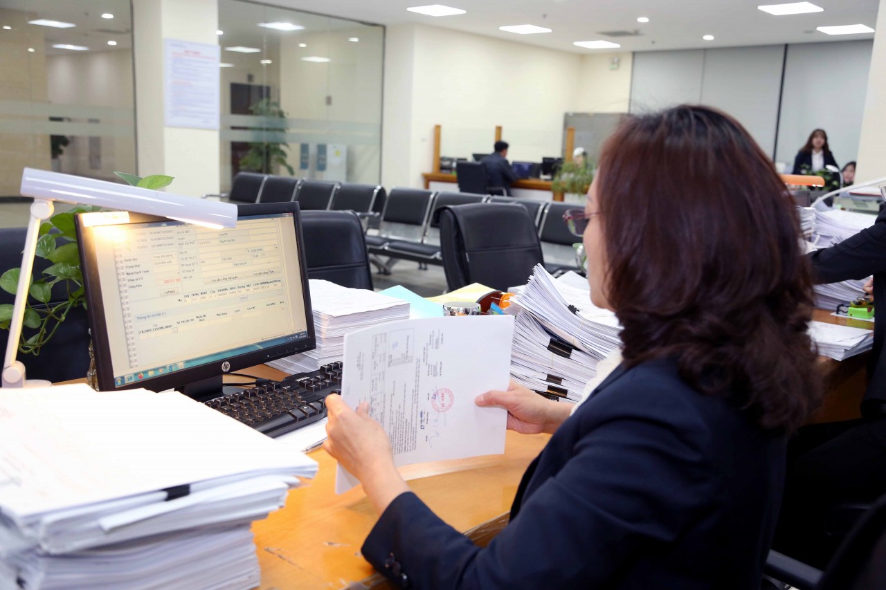 Quản lý, sử dụng tiền thu từ bán hồ sơ tham gia đấu giá tài sản công