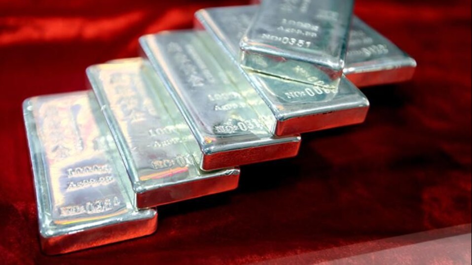 Ngày 17/4: Giá bạc thế giới và trong nước đồng loạt tăng