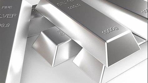 Ngày 18/4: Giá bạc thế giới quay đầu giảm, trong nước ổn định