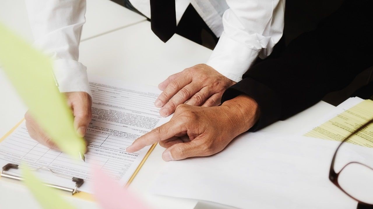 Thực hư chuyện lương nhân viên bảo hiểm mỗi tháng mua được một lượng vàng