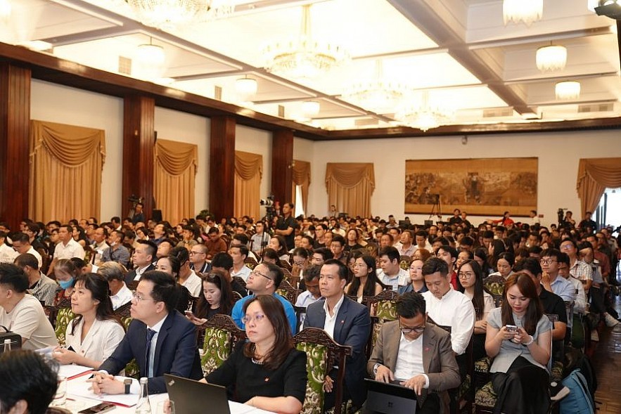 Quang cảnh Đại hội cổ đông SSI năm 2025. Anhđặt mục tiêu lợi nhuận hơn 4,2 nghìn tỷ đồng