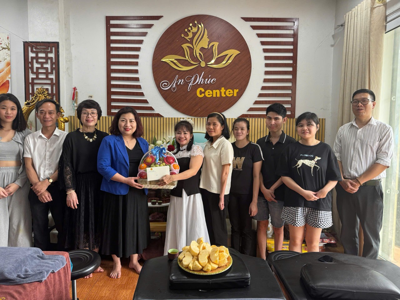 Công đoàn Bộ Tài chính tổ chức chuỗi hoạt động xã hội nhân Ngày người khuyết tật Việt Nam