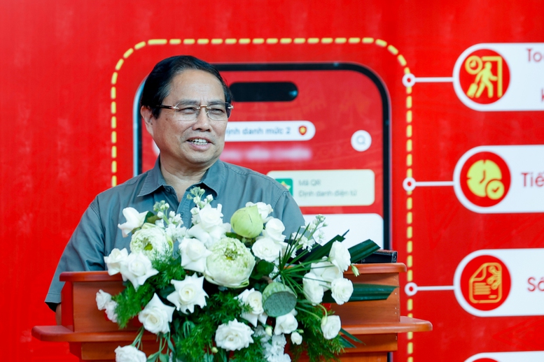 Thủ tướng đề nghị nhân rộng giải pháp lên tàu bay không cần giấy tờ- Ảnh 4.