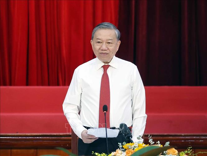 Tổng Bí thư: TP. Hồ Chí Minh mở rộng tạo thành một cực tăng trưởng mới mang tầm cỡ khu vực và quốc tế Chú thích ảnh