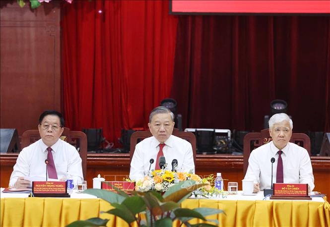 Tổng Bí thư: TP. Hồ Chí Minh mở rộng tạo thành một cực tăng trưởng mới mang tầm cỡ khu vực và quốc tế Chú thích ảnh