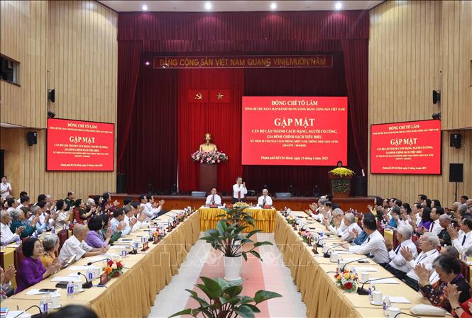 Tổng Bí thư: TP. Hồ Chí Minh mở rộng tạo thành một cực tăng trưởng mới mang tầm cỡ khu vực và quốc tế Chú thích ảnh