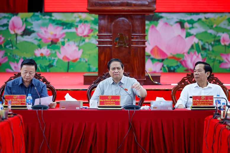 Thủ tướng: 'Thần tốc, táo bạo' để phát triển đồng bộ cả 5 loại hình giao thông tại ĐBSCL- Ảnh 6.