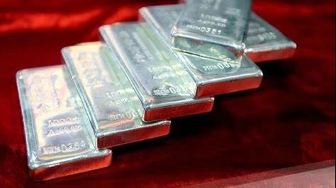 Ngày 22/4: Giá bạc thế giới lấy lại đà tăng