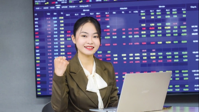 Dòng tiền có xu hướng thận trọng và lựa chọn cổ phiếu phòng thủ