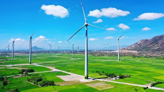 Đề xuất giải pháp thúc đẩy nhanh quá trình chuyển dịch năng lượng bền vững