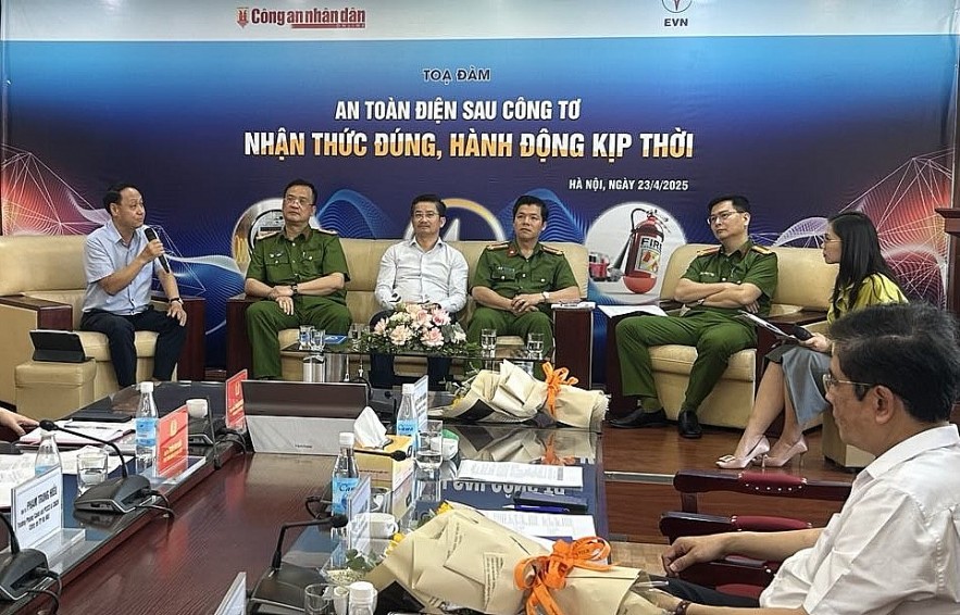 undefined Tìm giải pháp giảm thiểu nguy cơ cháy nổ điện tại nhà