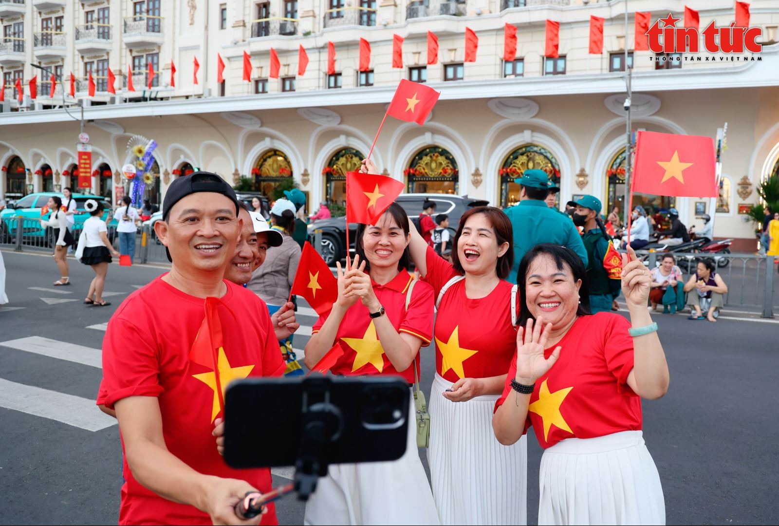 Nở rộ sản phẩm kinh doanh thời vụ dịp lễ 30/4