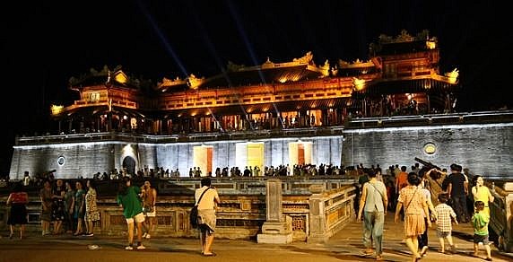 Từ 26/4 - 1/5: Miễn phí tham quan Đại Nội Huế về đêm