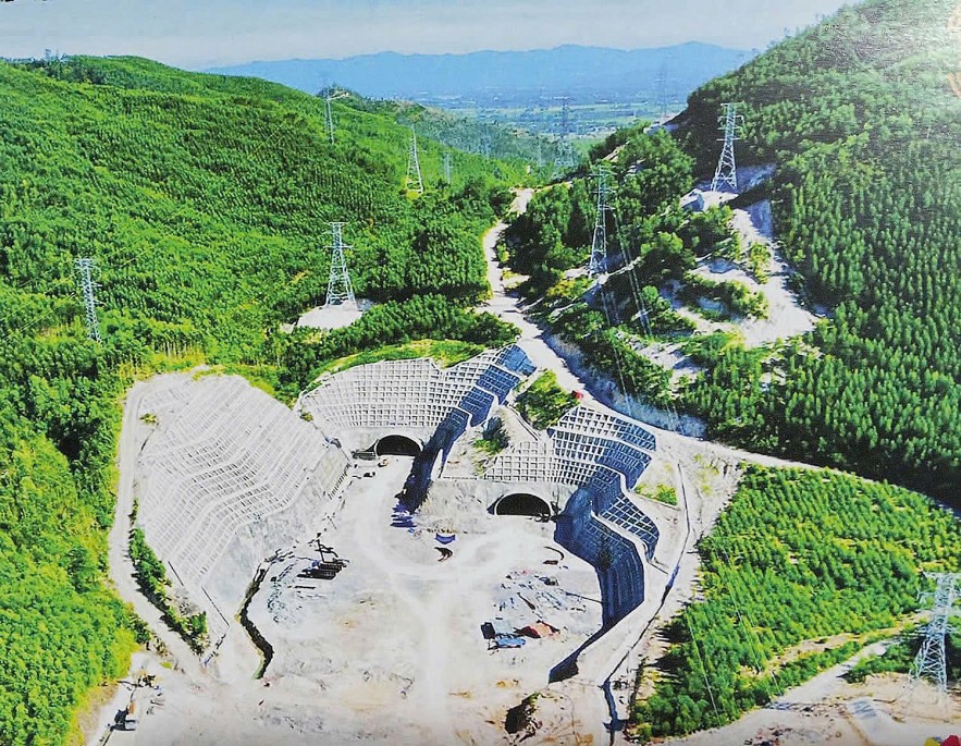 Hoàn chỉnh đồng bộ trục giao thông quan trọng nhất của đất nước