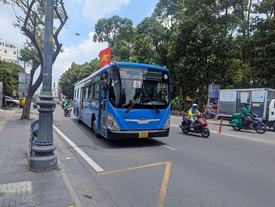 TP Hồ Chí Minh: Miễn vé tất cả các tuyến xe buýt trong ngày 30/4 TP Hồ Chí Minh: Miễn vé tất cả các tuyến xe buýt trong ngày 30/4