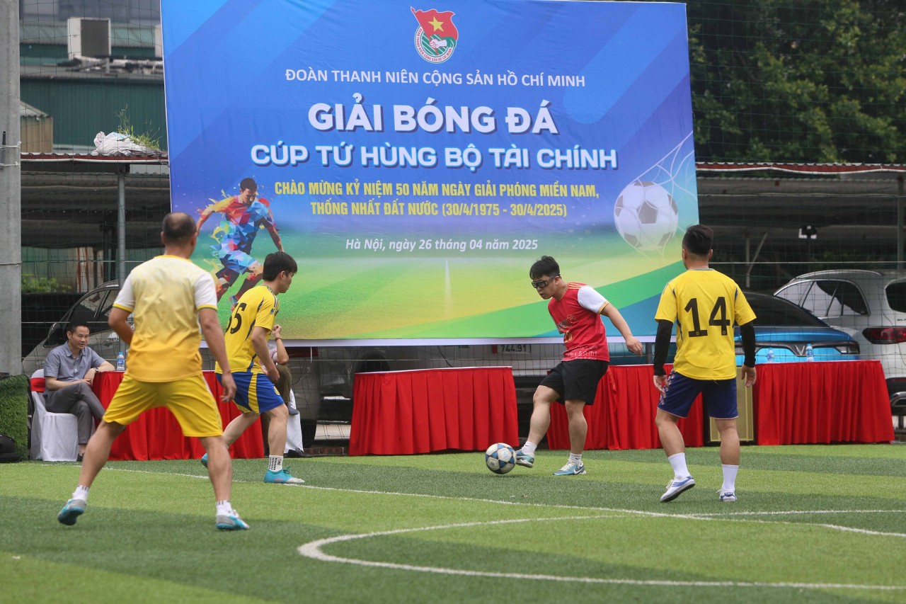 Đoàn Thanh niên Bộ Tài chính tổ chức Giải bóng đá tứ hùng MOF- Cup 2025