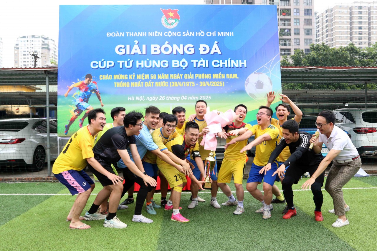 Đoàn Thanh niên Bộ Tài chính tổ chức Giải bóng đá tứ hùng MOF- Cup 2025