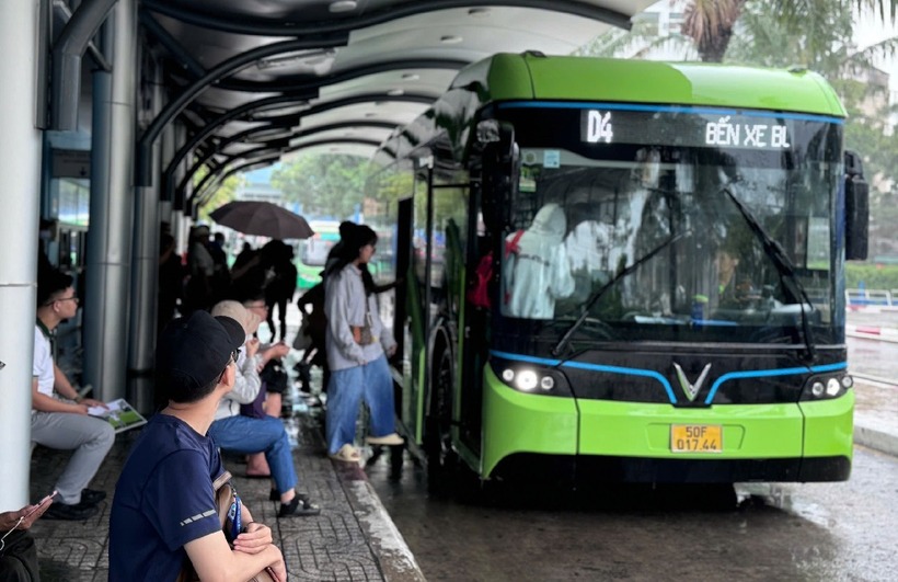 Miễn toàn bộ vé xe buýt trên tất cả các tuyến đường trong ngày 30/4 ở TP. HCM. Ảnh minh hoạ.